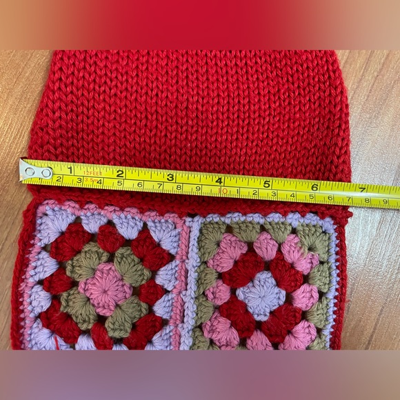 Bluenotes Knit/Crochet Scarf - Picture 4 of 4